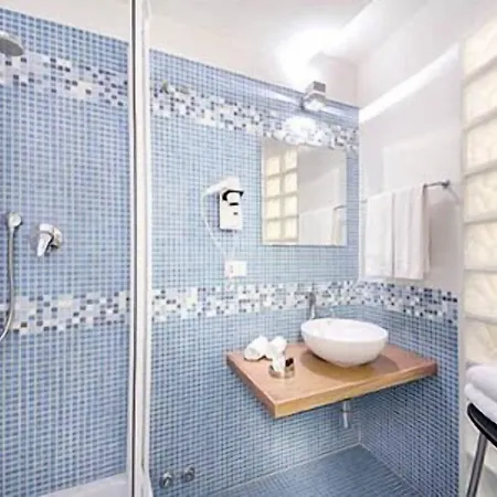 Residenza Romantica Guest house 3*