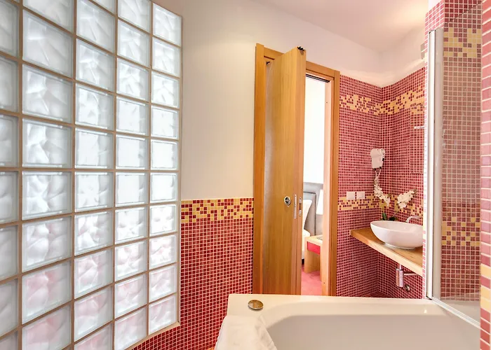 Konukevi Residenza Romantica 3*