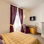 Konukevi Residenza Romantica Roma